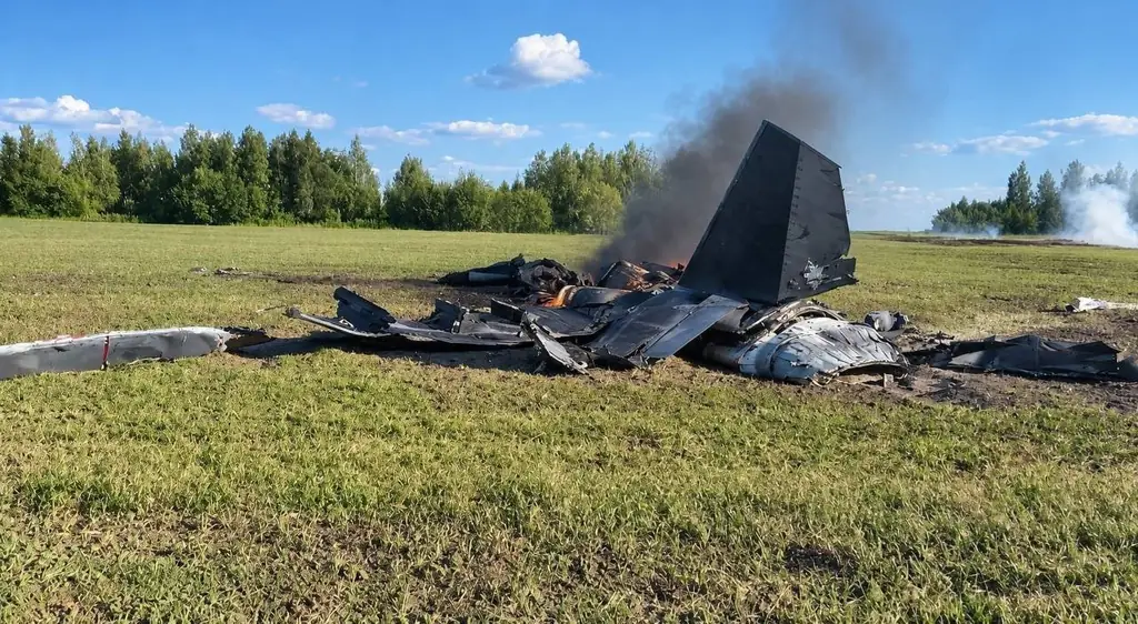Крушение двух истребителей Су-35 в Курской области