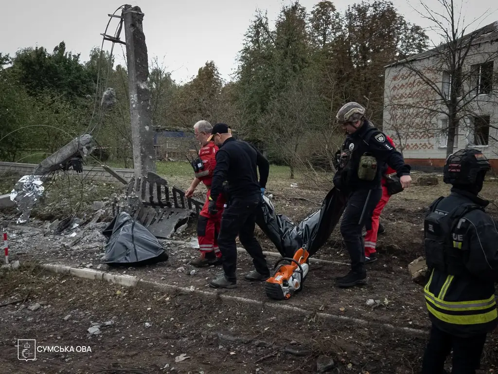 Удар тремя авиабомбами по Сумам привел к гибели людей
