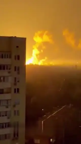 В Киеве сообщают о серии взрывов