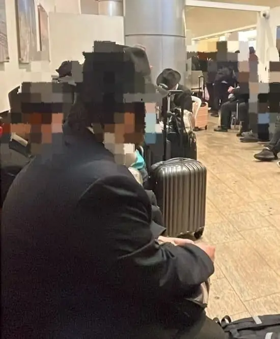 В аэропорту Бен-Гурион задержали около 50 хасидов Хабада